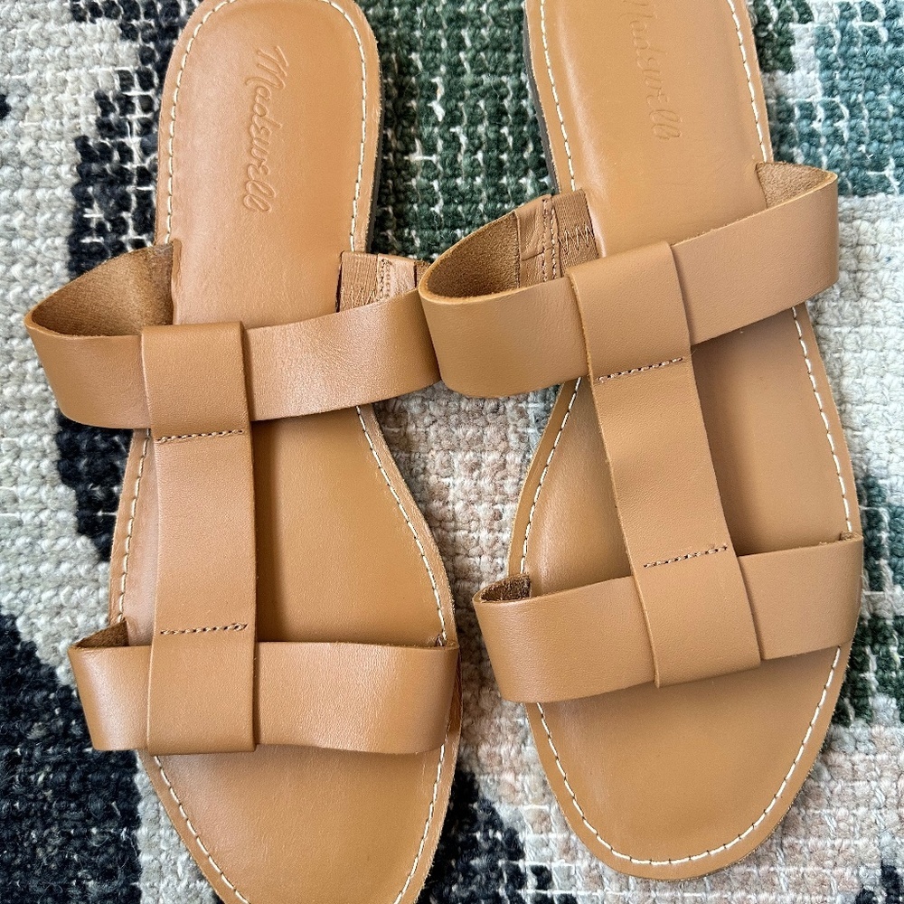 Madewell Boardwalk T-Strap Sandals — New Without Tags | Size 11 | Tan